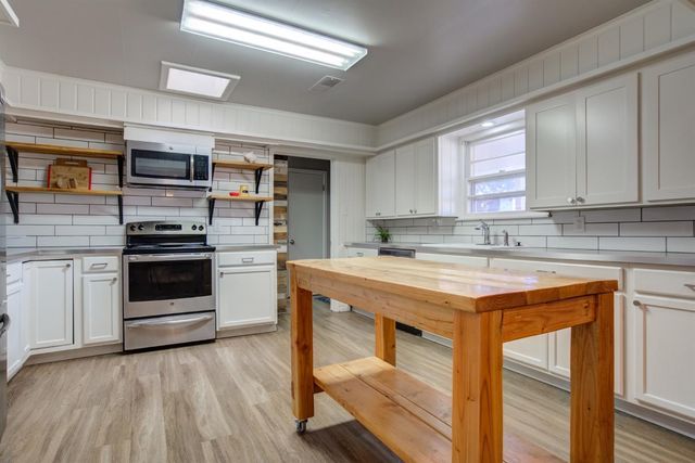 3610 48th Street, Lubbock, TX 79413