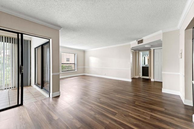 3757 Cocoplum Circle 3567, Coconut Creek, FL 33063