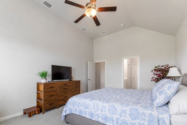 10324 Lakemont Drive, Fort Worth, TX 76131