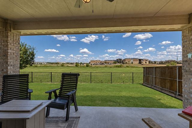 10324 Lakemont Drive, Fort Worth, TX 76131