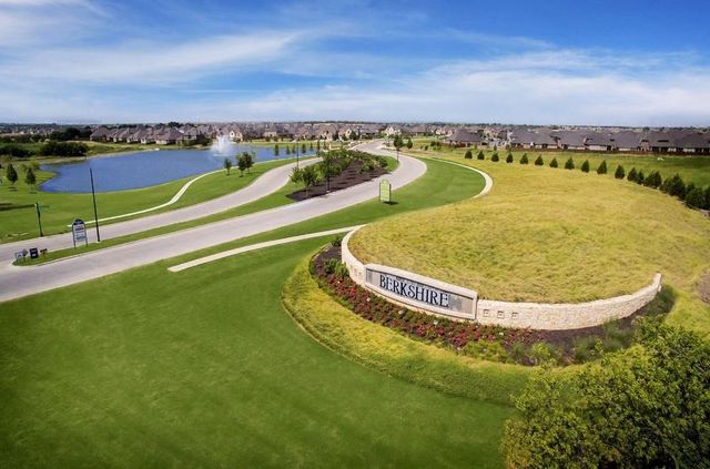 10324 Lakemont Drive, Fort Worth, TX 76131
