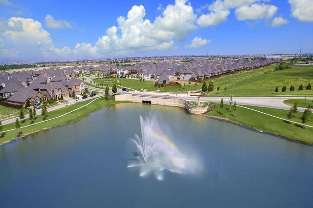10324 Lakemont Drive, Fort Worth, TX 76131