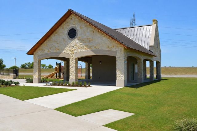 10324 Lakemont Drive, Fort Worth, TX 76131