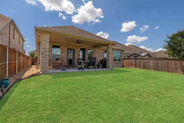 10324 Lakemont Drive, Fort Worth, TX 76131