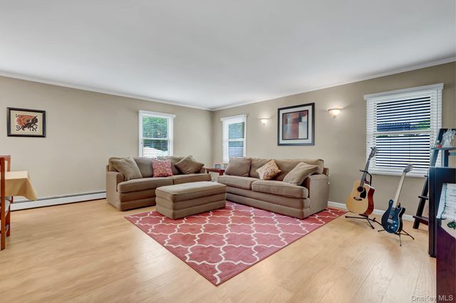 32 Strathmore Village Drive, South Setauket, NY 11720