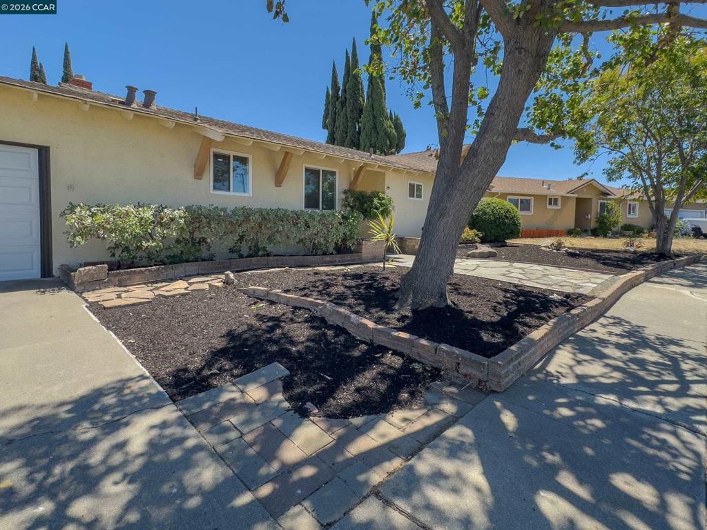 Image 16 of property listing at 2009 Kendree St, Antioch, CA 94509