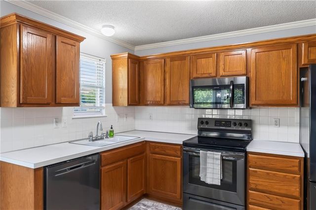 208 NW 112TH Terrace, Kansas City, MO 64155
