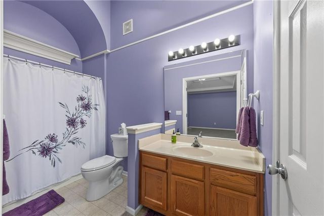 208 NW 112TH Terrace, Kansas City, MO 64155