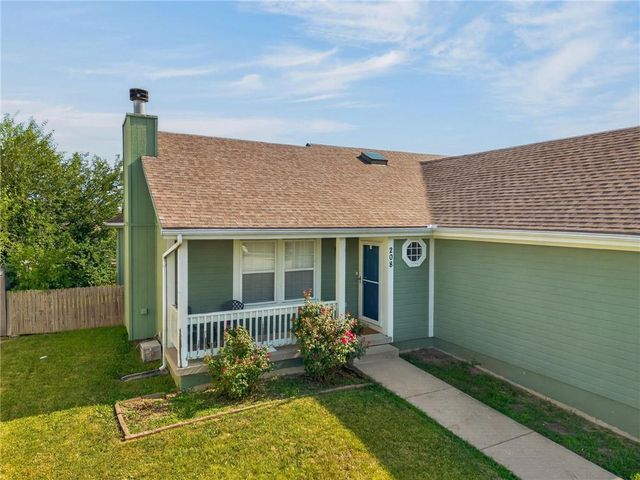 208 NW 112TH Terrace, Kansas City, MO 64155