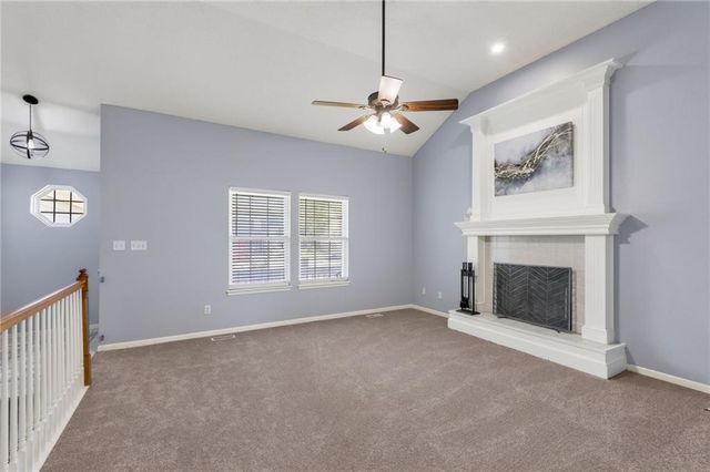 208 NW 112TH Terrace, Kansas City, MO 64155