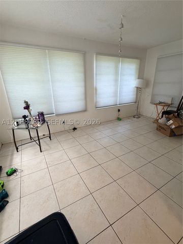 4913 NW 52nd St, Tamarac, FL 33319
