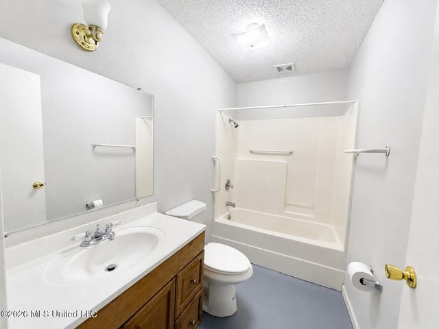 7026 W Forrest Street, Bay Saint Louis, MS 39520