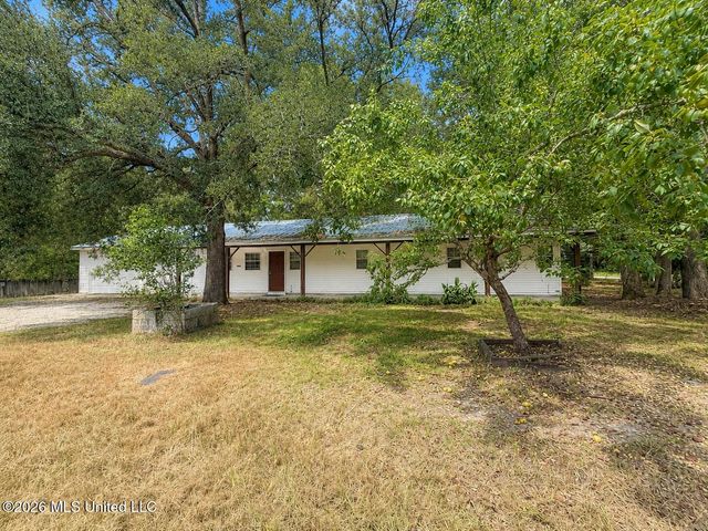 7026 W Forrest Street, Bay Saint Louis, MS 39520