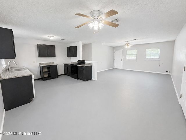 7026 W Forrest Street, Bay Saint Louis, MS 39520