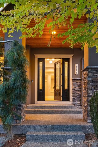 2989 NE Davis Loop, Issaquah, WA 98029