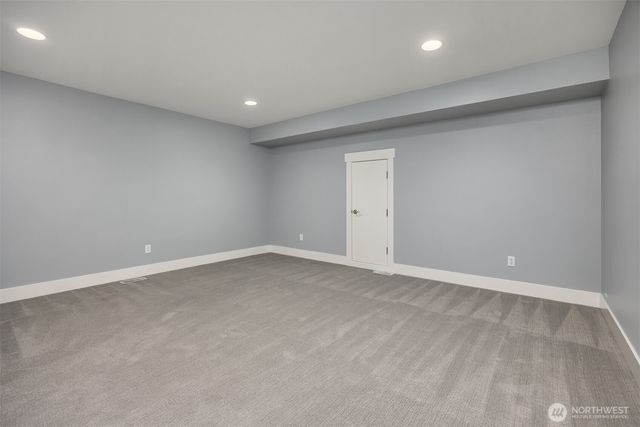 2989 NE Davis Loop, Issaquah, WA 98029