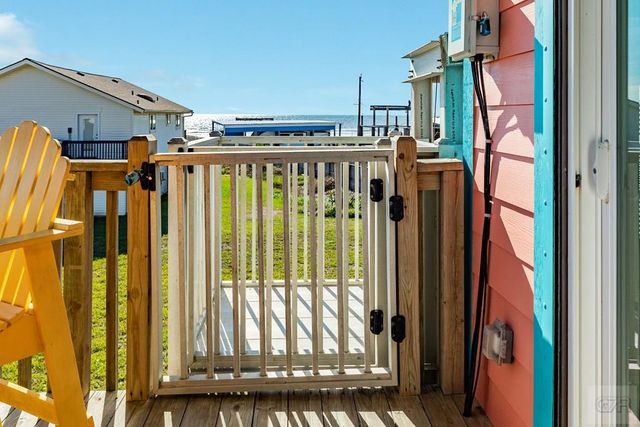 4405 Antigua, Galveston, TX 77554