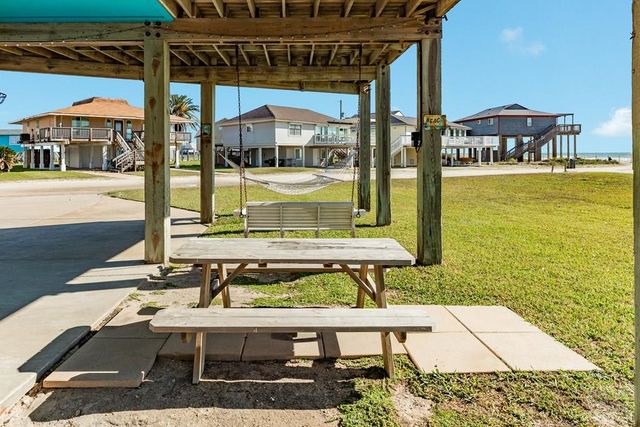 4405 Antigua, Galveston, TX 77554