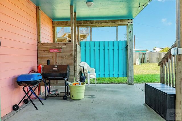 4405 Antigua, Galveston, TX 77554