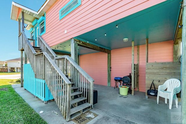 4405 Antigua, Galveston, TX 77554