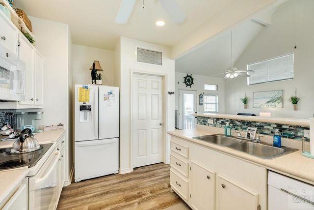 4405 Antigua, Galveston, TX 77554