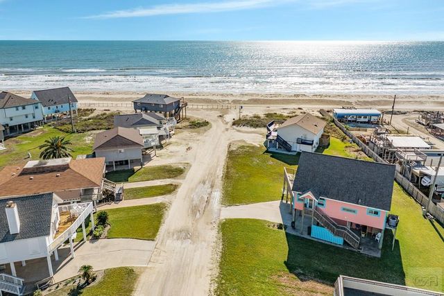 4405 Antigua, Galveston, TX 77554