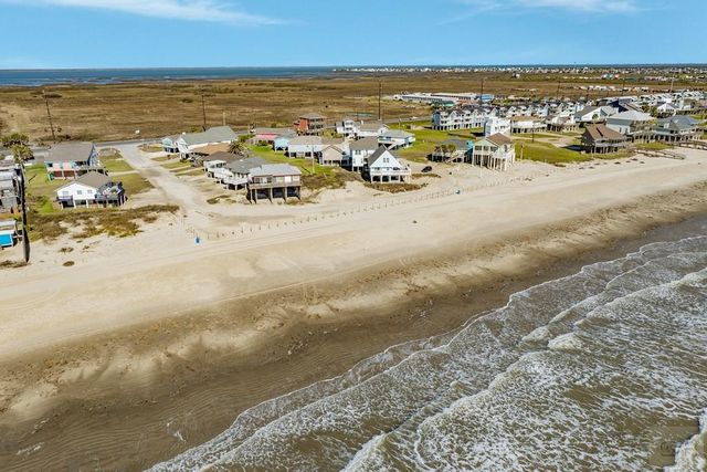 4405 Antigua, Galveston, TX 77554