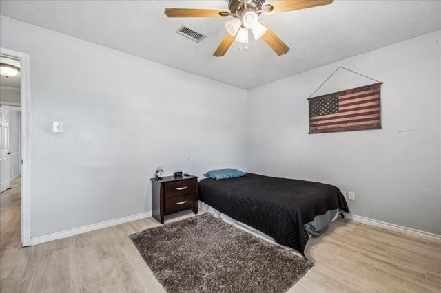 1213 E Brown Lane, Deer Park, TX 77536