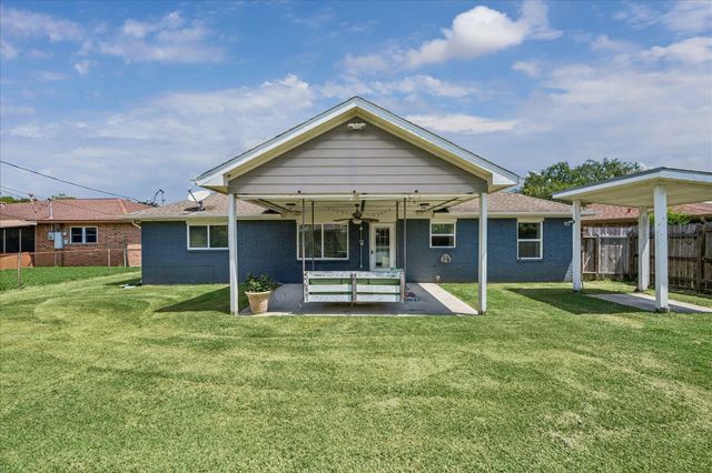 1213 E Brown Lane, Deer Park, TX 77536