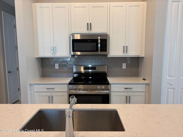 1919 Croft Inlet Drive NW, Palm Bay, FL 32907