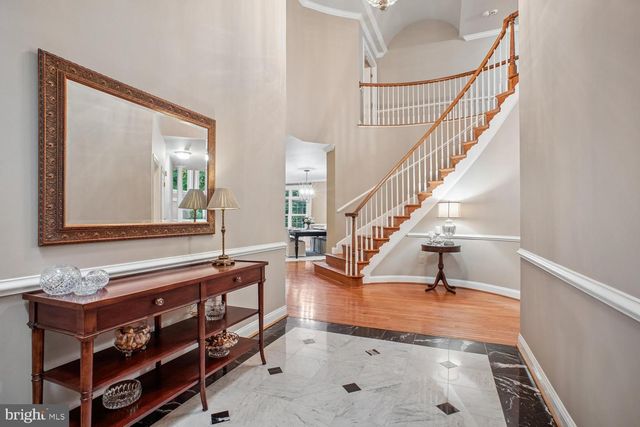 8615 HAMPTON WAY, Fairfax Station, VA 22039