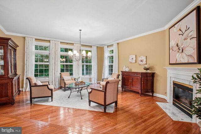 8615 HAMPTON WAY, Fairfax Station, VA 22039