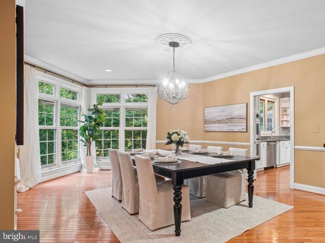 8615 HAMPTON WAY, Fairfax Station, VA 22039