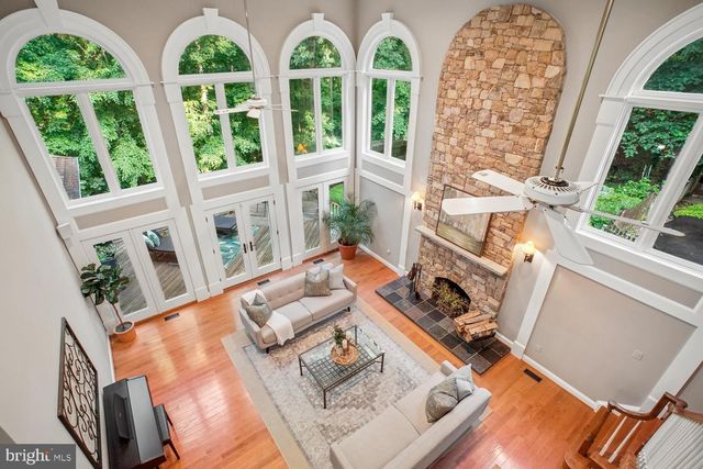 8615 HAMPTON WAY, Fairfax Station, VA 22039