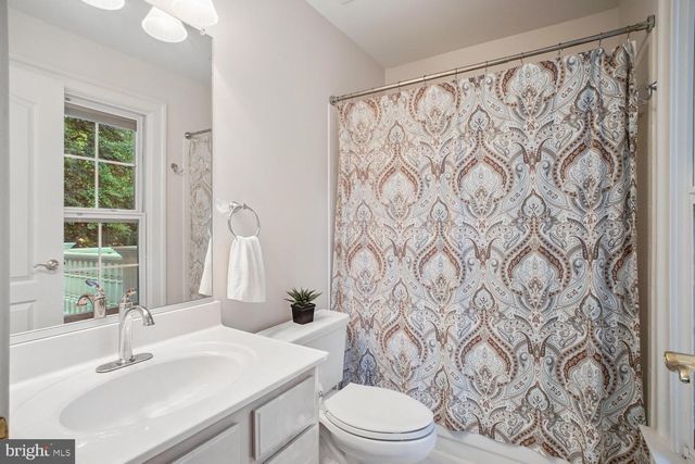 8615 HAMPTON WAY, Fairfax Station, VA 22039