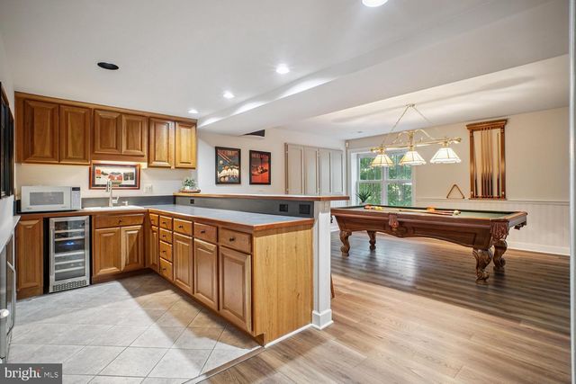 8615 HAMPTON WAY, Fairfax Station, VA 22039