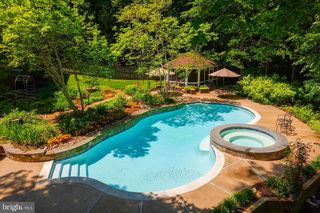 8615 HAMPTON WAY, Fairfax Station, VA 22039