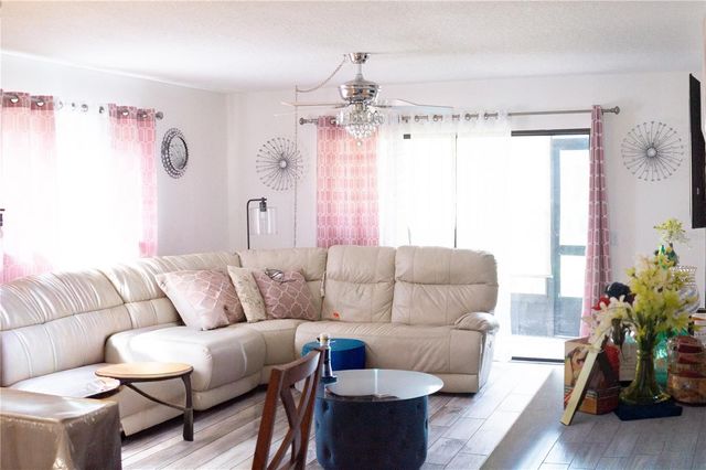 600 N BOUNDARY AVENUE 105 A, Deland, FL 32720