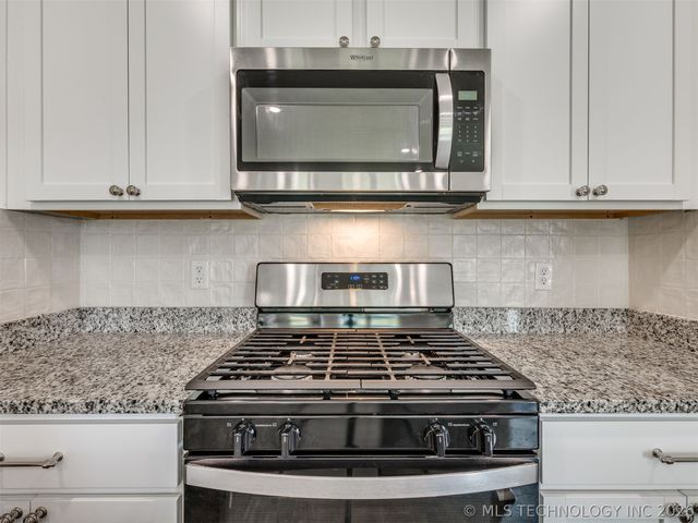 7030 E 155th Place S, Bixby, OK 74008