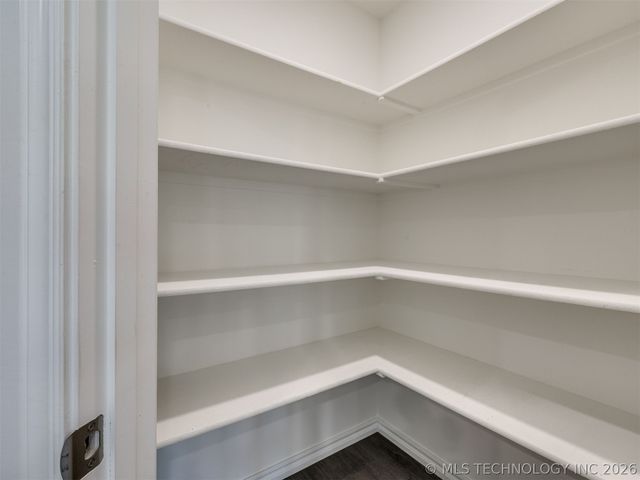 7030 E 155th Place S, Bixby, OK 74008