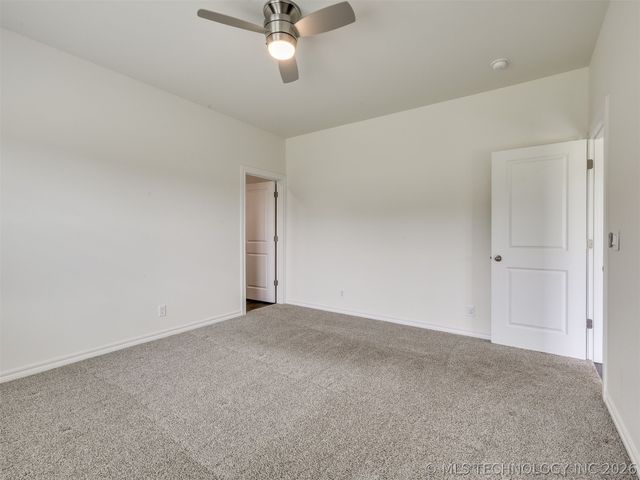 7030 E 155th Place S, Bixby, OK 74008