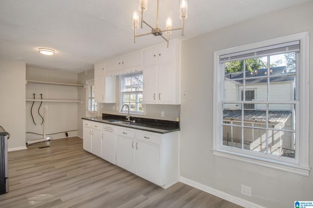 9004 BELCREST DRIVE, Birmingham, AL 35206