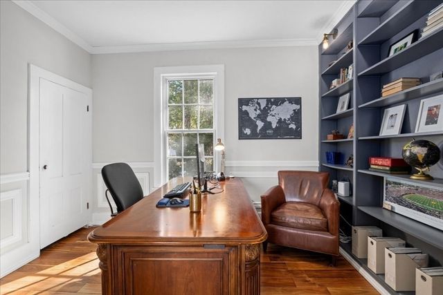 19 Wood St, Hopkinton, MA 01748