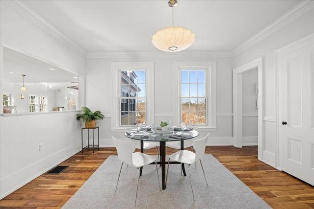 19 Wood St, Hopkinton, MA 01748