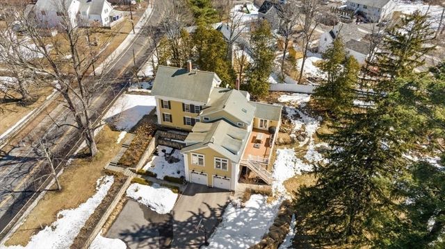 19 Wood St, Hopkinton, MA 01748