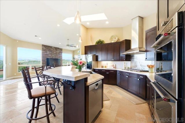 11568 Minneola Cir, Valley Center, CA 92082