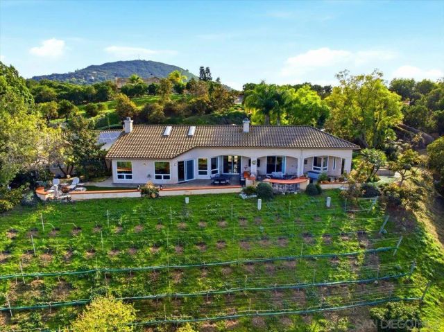 11568 Minneola Cir, Valley Center, CA 92082