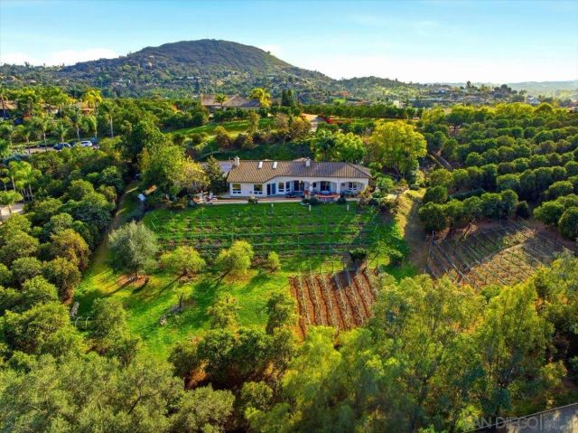 11568 Minneola Cir, Valley Center, CA 92082