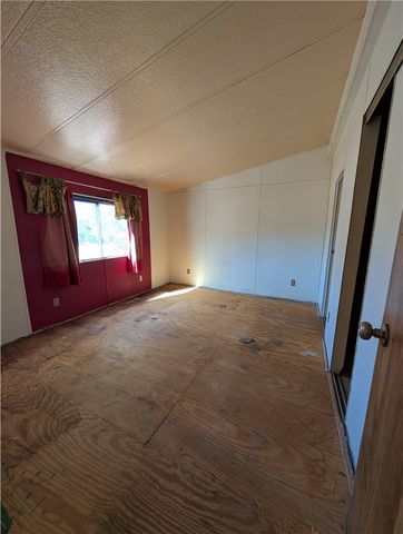 1030 E Avenue S 115, Palmdale, CA 93550