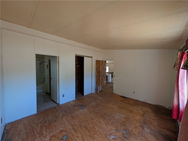 1030 E Avenue S 115, Palmdale, CA 93550